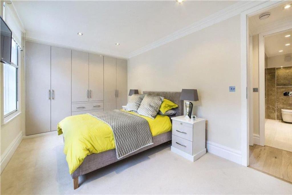 Stunning 2 Bed - Bond Street And Selfridges! * Londen
